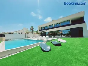 Inmovecos Villa de lujo con piscina privada Gawy - Image 4