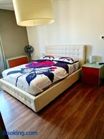 COSY FLAT IN CENTRAL TIRANO - 60 seconds walk from Bernina Express Train station - Image 1