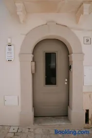 Marinucci Rooms - Image 1