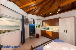 Villa Needa's - Eros Loft with Infinity Pool - Image 5