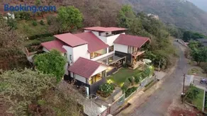 Soul Tree Villa 50 Super Luxury Villa with heated plunge pool and jacuzzi - Image 2