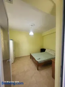 Happy House - Image 3