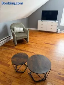 2BR Hyat Home Third floor - Image 3