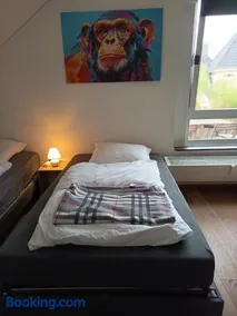 IN VILLA APARTMENT 56 qm Check-in,free parking, WIFI , TV, FULL KITCHEN - Image 3
