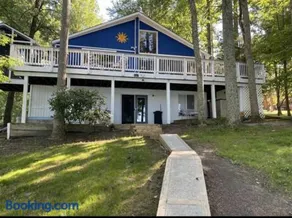 Private Beach & Two Story Dock Public Side Lake Anna Virginia - Image 2