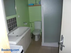 Bungalow - Image 2