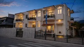Studios Chrissi-Renovated 2026, Just 20m from the Beach - Image 3