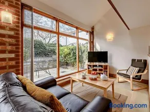 1 Bed in Doncaster oc-91308 - Image 2