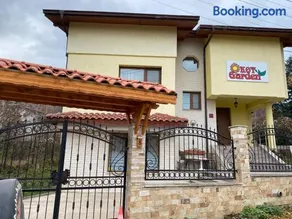 Kot Garden Guest House - Image 2