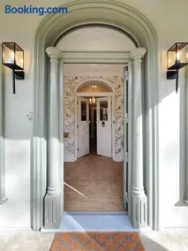 Glenastar Lodge - Image 2