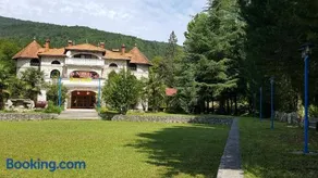 Sara - Image 1