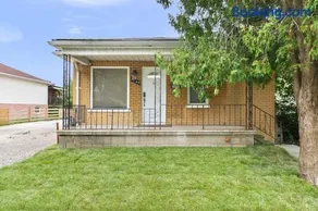Charming Cozy 2-Bedroom Retreat in South Windsor - Image 1