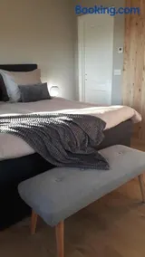 B&B Valant - Image 2