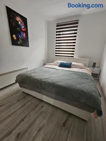 Apartment Aria - Image 4