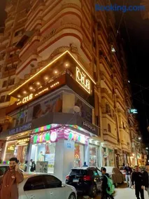 جناح فندقي أمام جامعة المنصورة - Image 2