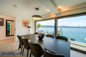 Seafront Villa Why Not - Image 1