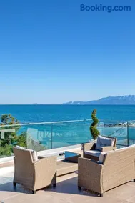 Kavala Resort & Spa - Image 1