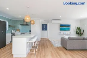 Seashells Beach House - Image 1