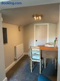 Brook Cottage - Image 5