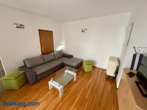 Uno Cozy Crib near Garden resort - Image 3