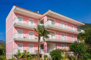 Dionysos Studios Apartments Nidri Lefkas - Image 1