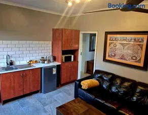 Highveld Guesthouse - Image 5