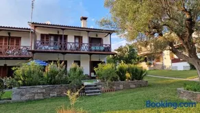 Halkidiki Family House - Image 1