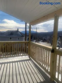 Unique Mountain View - Image 3