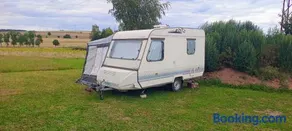 Karavan s předstanem - Image 1