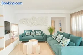 Can Bossa - Private 6BR Villa with Pool in Playa den Bossa - Walk to Hï, Ushuaïa and the Beach - Image 3