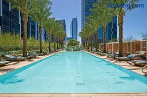 Lavish High-Rise 2bed Apt in the Hearth of Downtown LA - Image 3