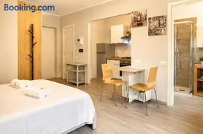 Comfort Studio - Design Moderno & Free Parking - Image 2