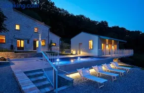 Le Cune, Apt La Terrazza - AC, Pool & Jacuzzi - Image 1