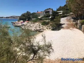 Holiday Home - Apartment Carmen - Image 3