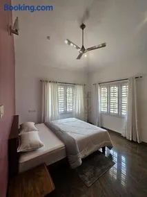 Serene Villa - Image 5