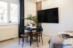 Prague Days - Studio near Vyšehrad with Smart TV and 250Mbs WiFi in Nusle - Image 4