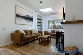Garden Cottage, Wellness Studio & Bike Shed - Image 2