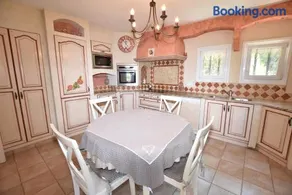Le Petit Nice - Image 3