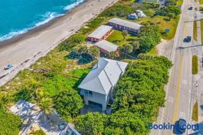 Oceanfront Escape - Private Beach Access - Game Room - Bikes - Surfboard - Image 1