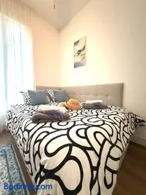 Blue Sky Apartment - Nice - Image 2