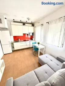 Retiro Park Suites - Image 1