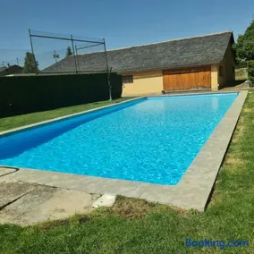 Exclusiu apartament al centre, piscina, 3 hab, 2,5 banys, 6pax by Cal Querol - Image 3