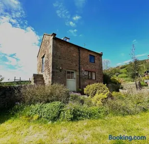 The Little Barn at Roache House Farm - Image 1