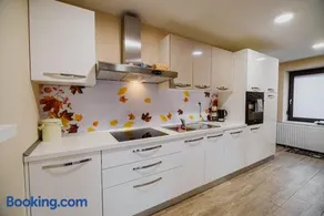 Apartment LeLa with Sauna - Image 3