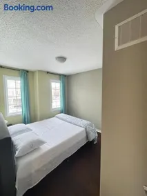 A Nice Window View room - Image 2
