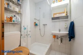 Charming apartment in a Chalet house - Image 4