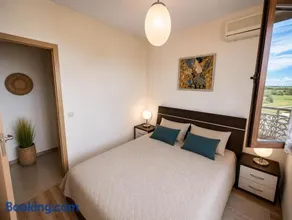 Spacious 2 bedroom apartment - Image 3
