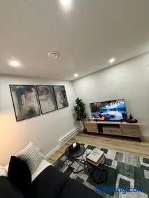 1BR Cozy Luxury Modern in Regina East Wifi and Parking - Image 2