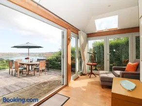 Dove Cottage - Image 3