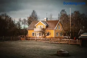 Gårdshuset på Wrågården - Image 1